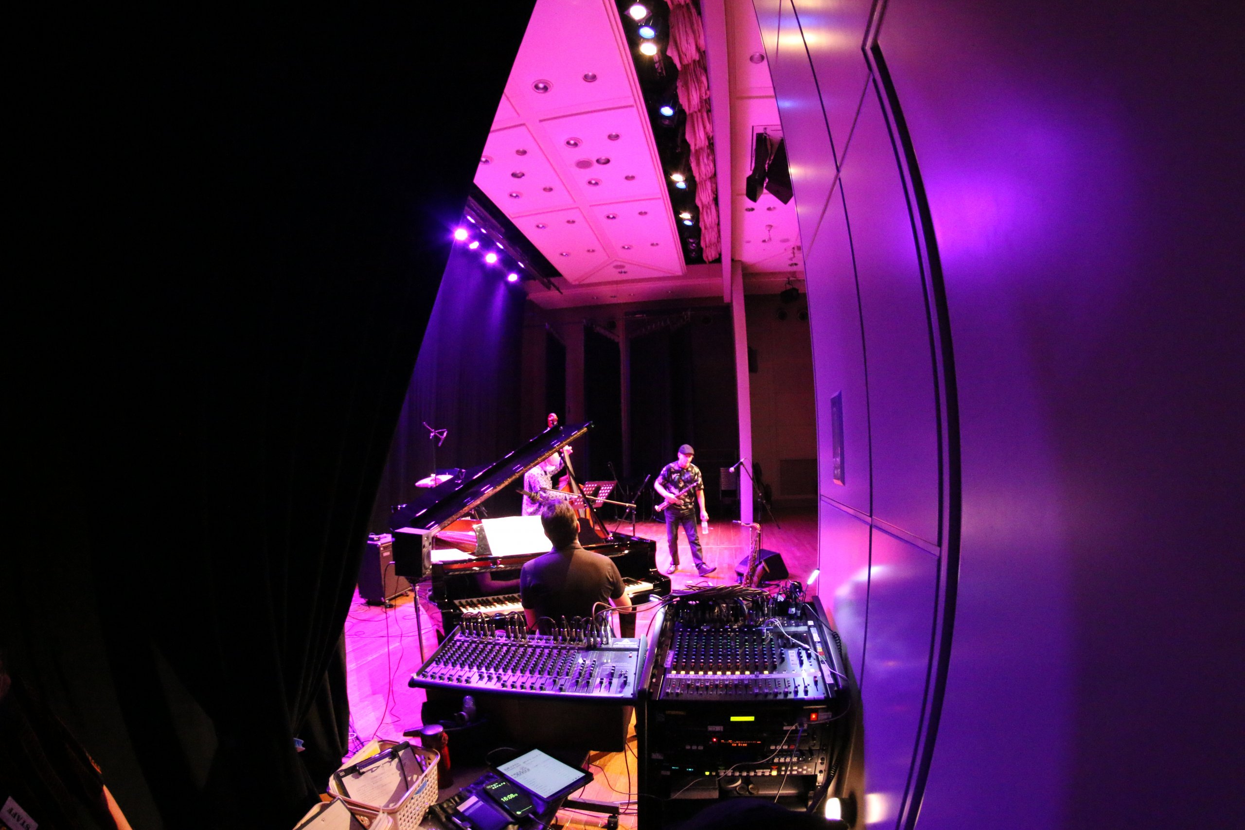 第1回八王子JAZZ DAYの演奏風景