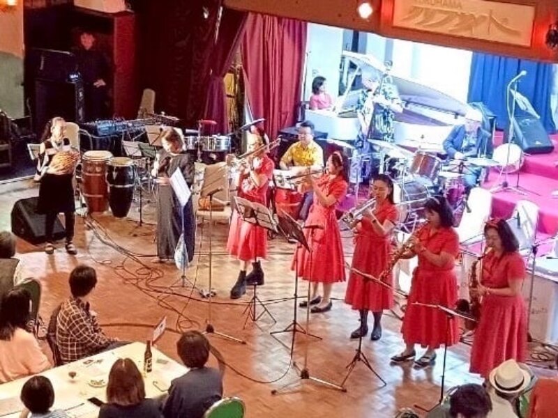 Orquesta Caliente