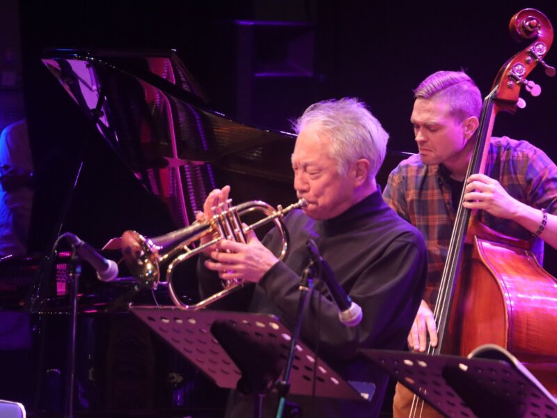 【802 Swing Lognote】音を続ける、その先へ。トランペッター小林正弘さんに聞く